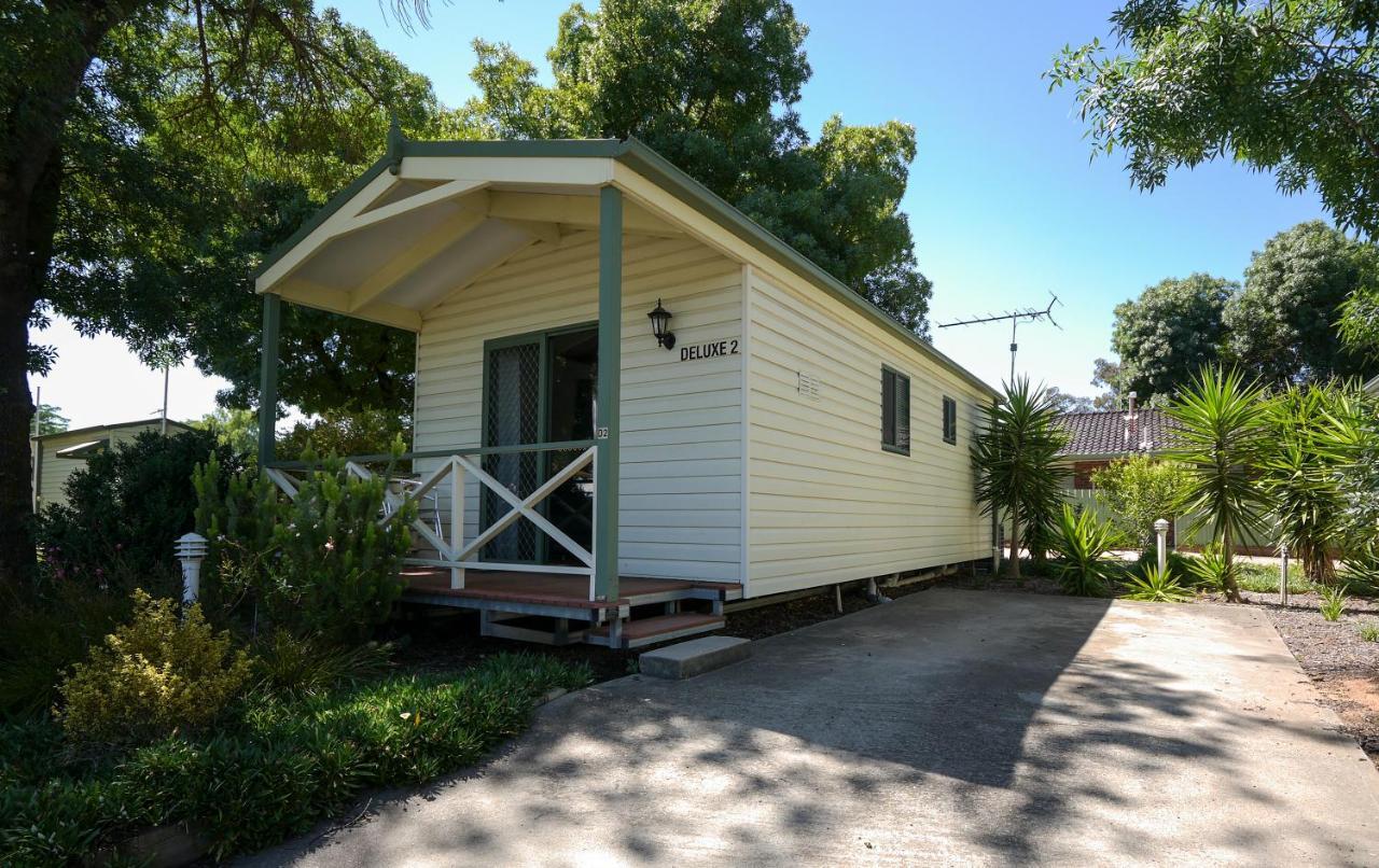 Big4 Wangaratta North Cedars Holiday Park ภายนอก รูปภาพ